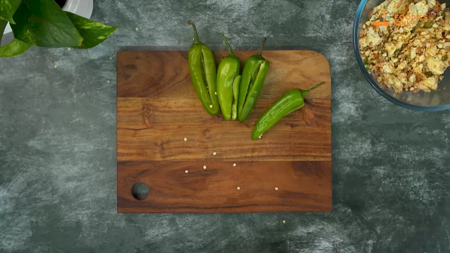 Stuffed Paneer Mirch Recipe